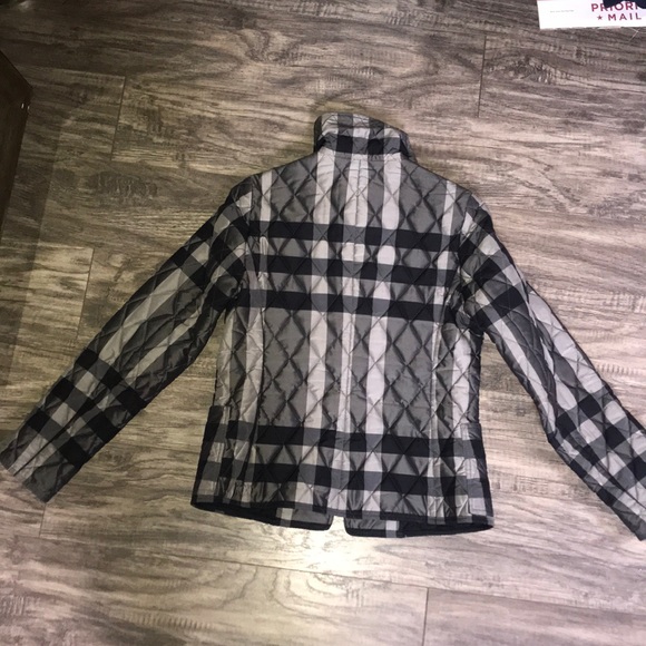 SOLD Burberry quilted jacket size XS - Picture 8 of 8